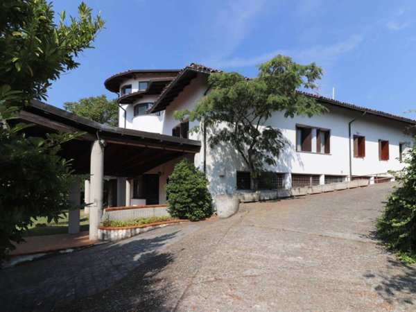 casa indipendente in vendita a Montabone