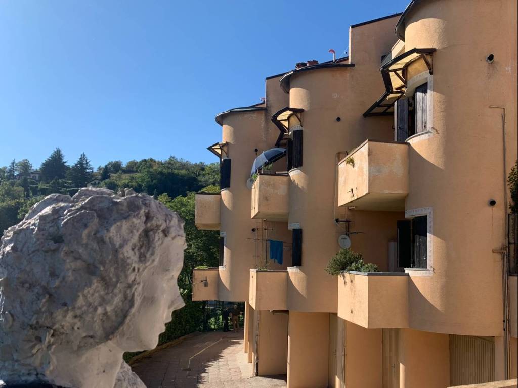 casa indipendente in vendita a Montabone