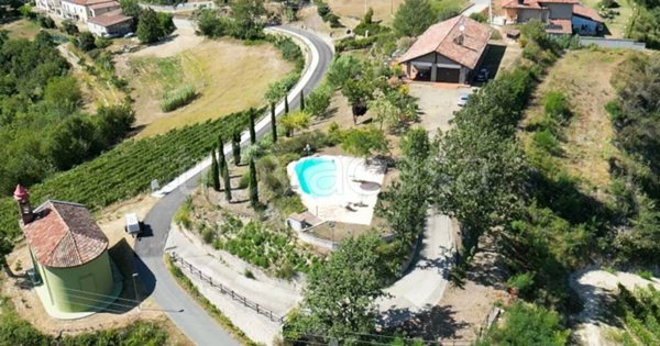 casa indipendente in vendita a Montabone