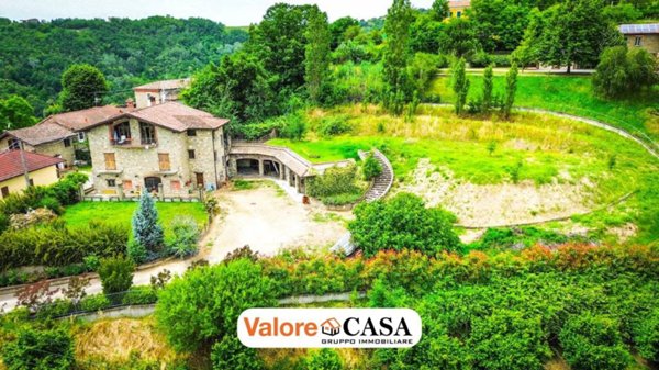 casa indipendente in vendita a Montabone