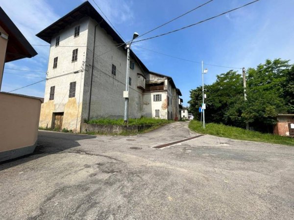 casa indipendente in vendita a Montafia in zona Bagnasco