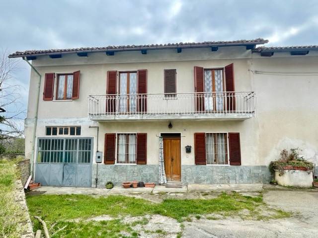 casa indipendente in vendita a Montafia in zona Bagnasco