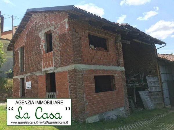 casa indipendente in vendita a Montafia in zona Bagnasco