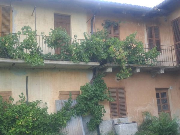 casa indipendente in vendita a Montafia in zona Valdelserro