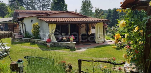 casa indipendente in vendita a Montafia