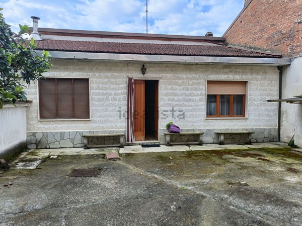 casa indipendente in vendita a Montafia