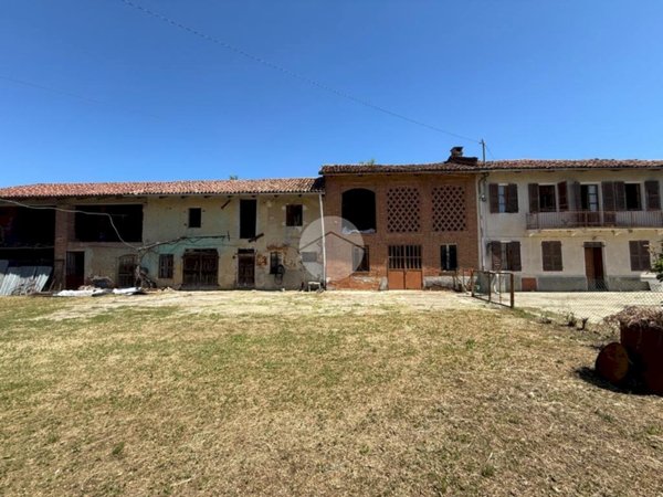 casa indipendente in vendita a Montafia in zona Bagnasco