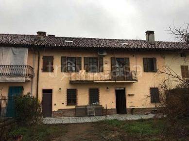casa indipendente in vendita a Montafia in zona Bagnasco