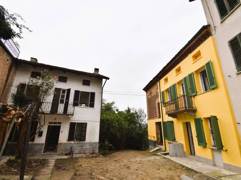 casa indipendente in vendita a Montaldo Scarampi