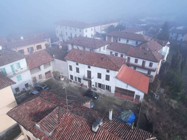 casale in vendita a Montaldo Scarampi