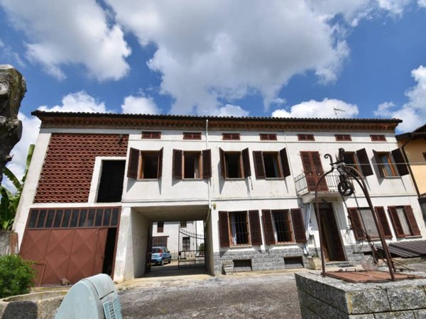 casa indipendente in vendita a Montaldo Scarampi