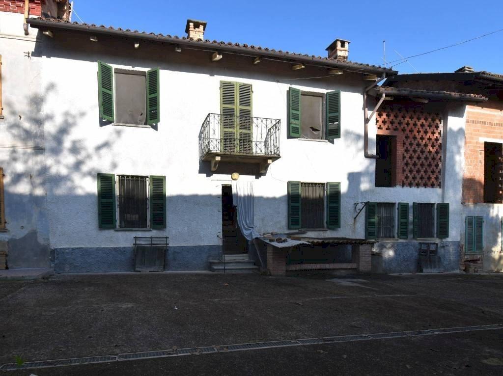 casa indipendente in vendita a Montaldo Scarampi