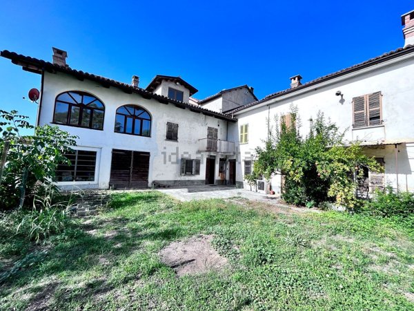 casa indipendente in vendita a Montaldo Scarampi