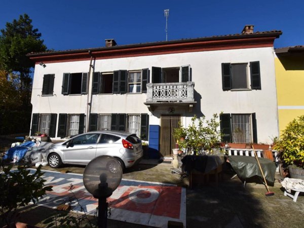casa indipendente in vendita a Montaldo Scarampi in zona Forni