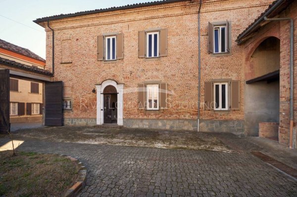 casa indipendente in vendita a Montaldo Scarampi
