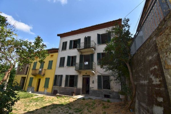 casa semindipendente in vendita a Montaldo Scarampi