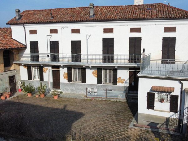 casa indipendente in vendita a Montaldo Scarampi