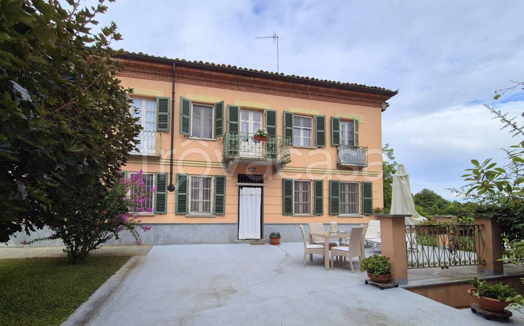 casa indipendente in vendita a Montaldo Scarampi