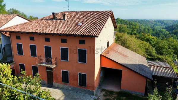 casale in vendita a Montaldo Scarampi in zona Forni