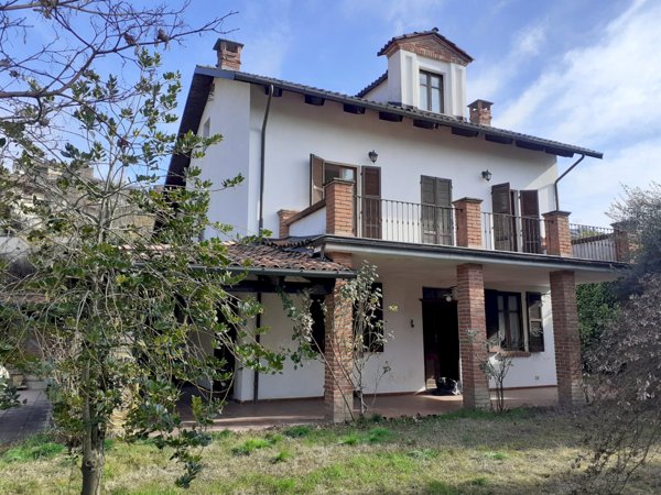 casa indipendente in vendita a Montechiaro d'Asti