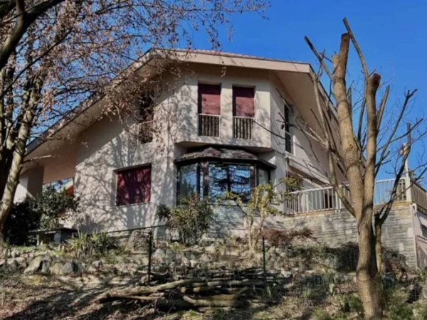 casa indipendente in vendita a Montechiaro d'Asti
