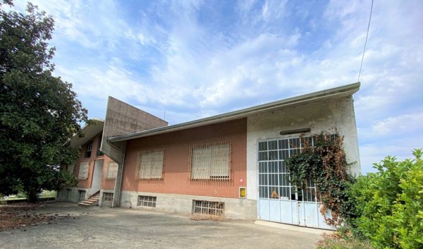 terreno edificabile in vendita a Montechiaro d'Asti
