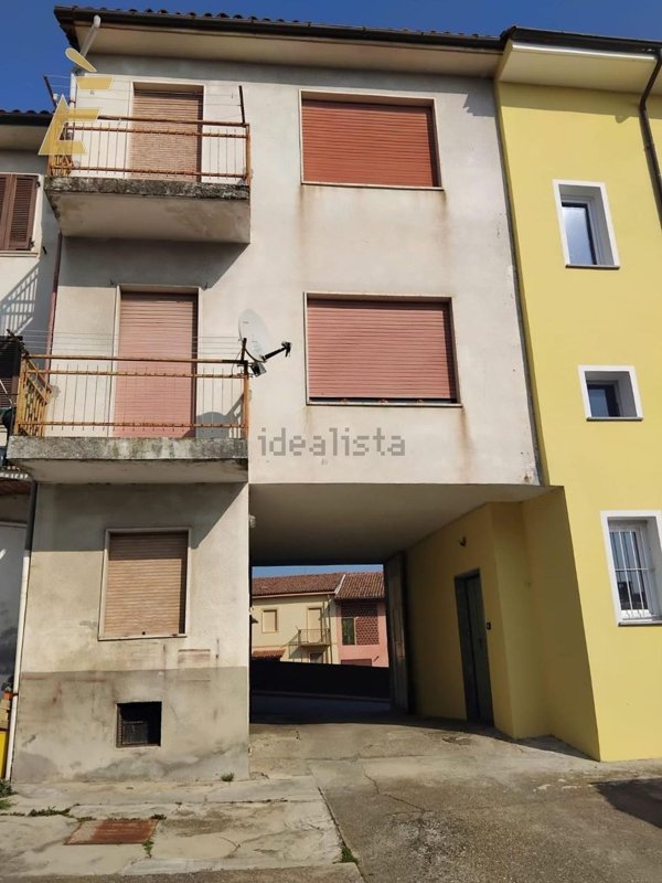 casa indipendente in vendita a Montechiaro d'Asti