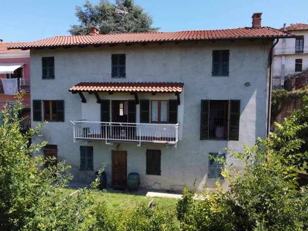 casa indipendente in vendita a Montechiaro d'Asti