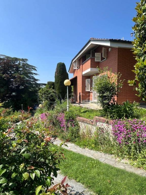 casa indipendente in vendita a Montechiaro d'Asti