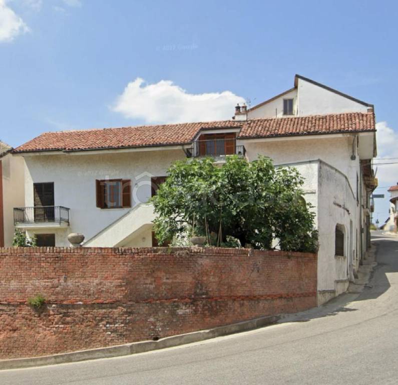 casa indipendente in vendita a Montechiaro d'Asti