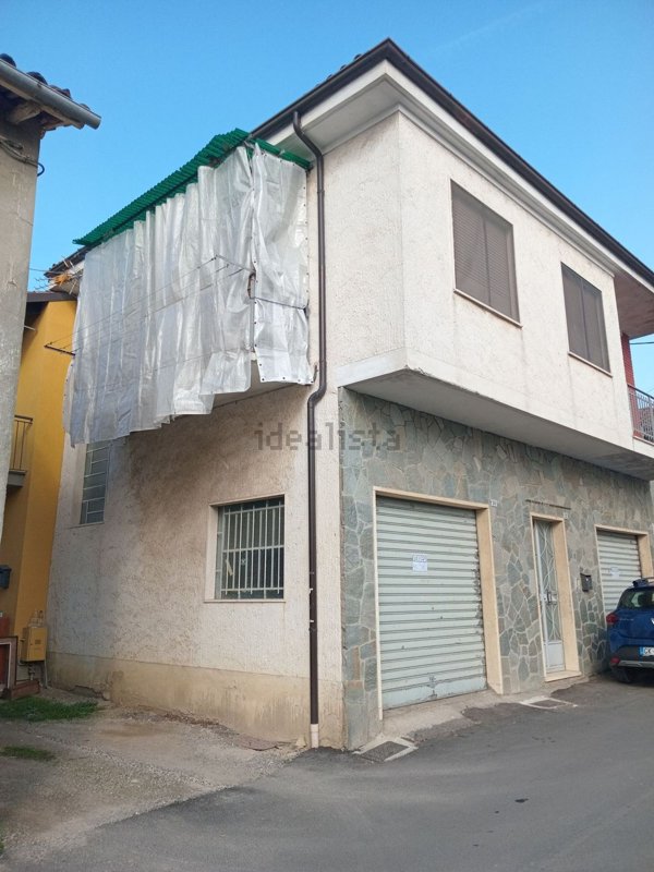casa indipendente in vendita a Montechiaro d'Asti