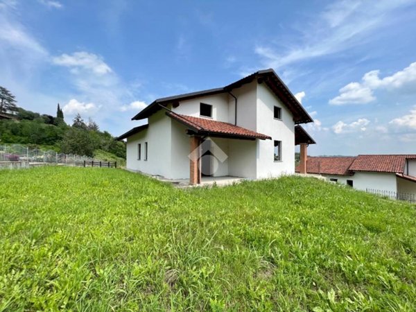 casa indipendente in vendita a Montechiaro d'Asti in zona Nocciola