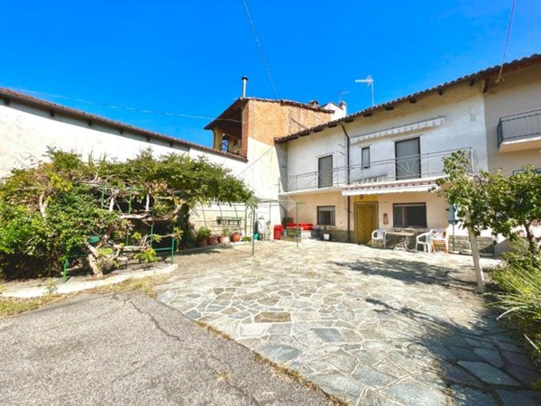 casa indipendente in vendita a Montechiaro d'Asti in zona Nocciola