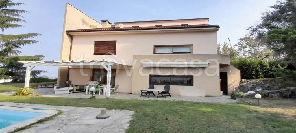 casa indipendente in vendita a Montechiaro d'Asti in zona Nocciola