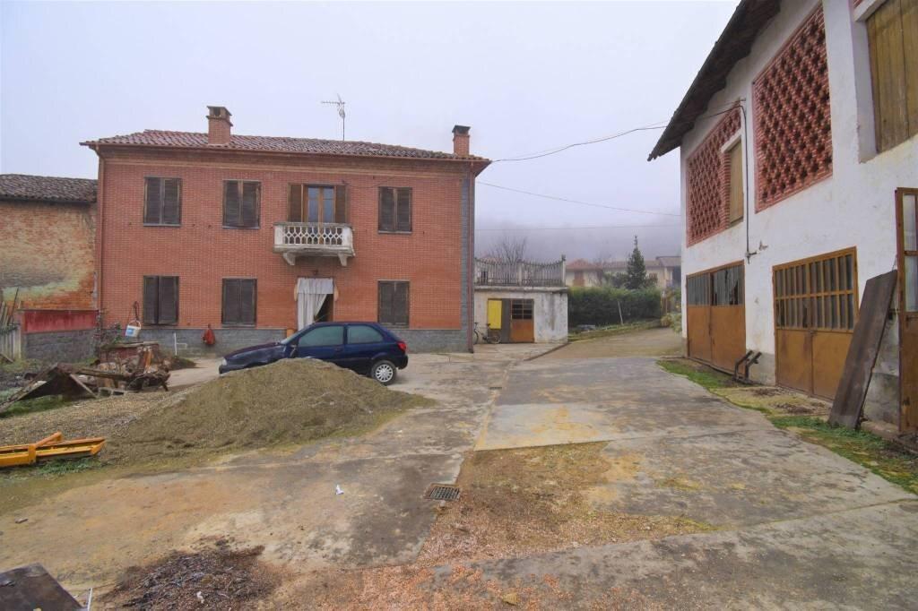 appartamento in vendita a Montegrosso d'Asti in zona Vallumida