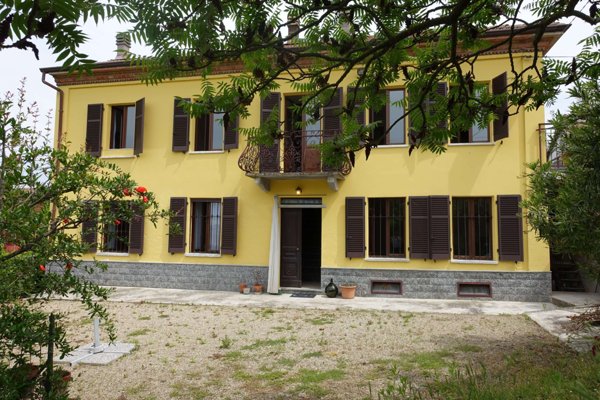 casa indipendente in vendita a Montegrosso d'Asti