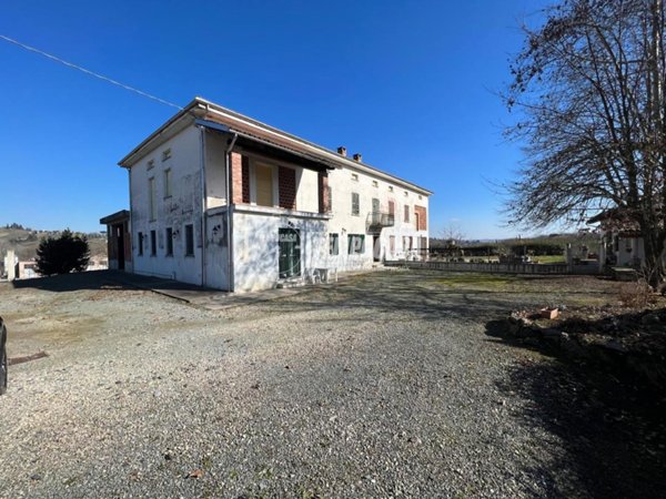 casale in vendita a Montegrosso d'Asti