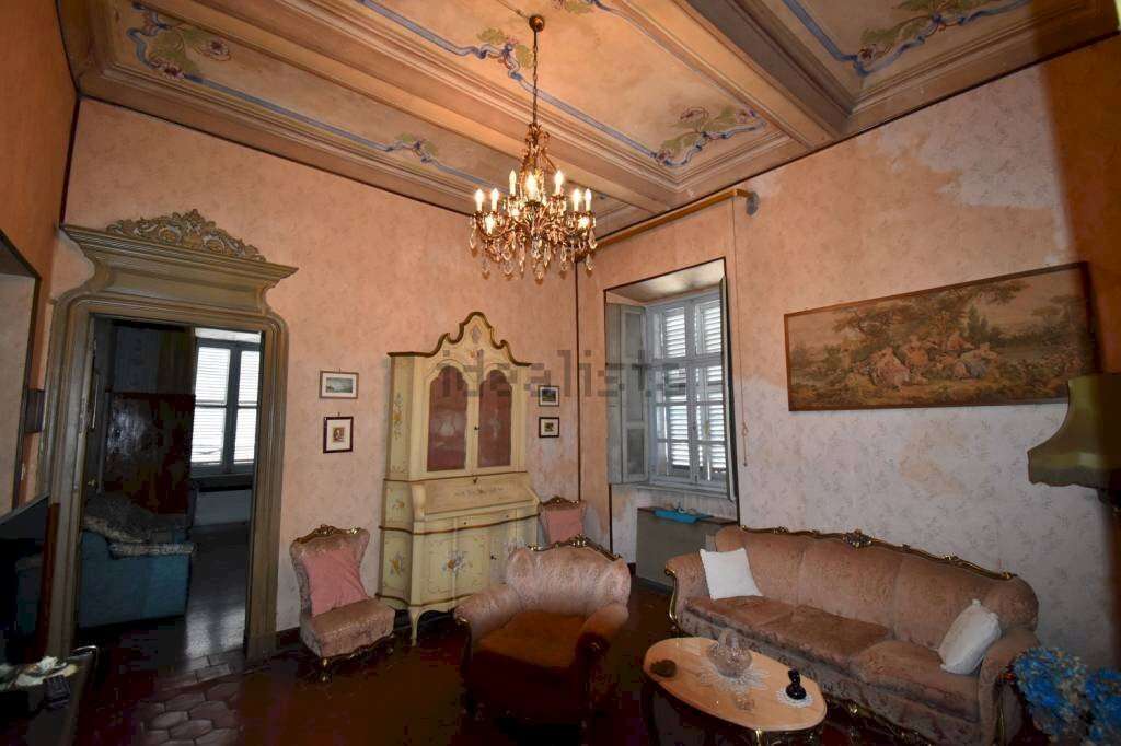 intera palazzina in vendita a Montegrosso d'Asti