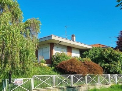 casa indipendente in vendita a Montegrosso d'Asti