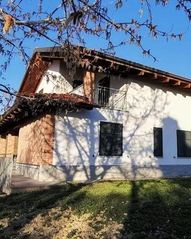 casa indipendente in vendita a Montegrosso d'Asti