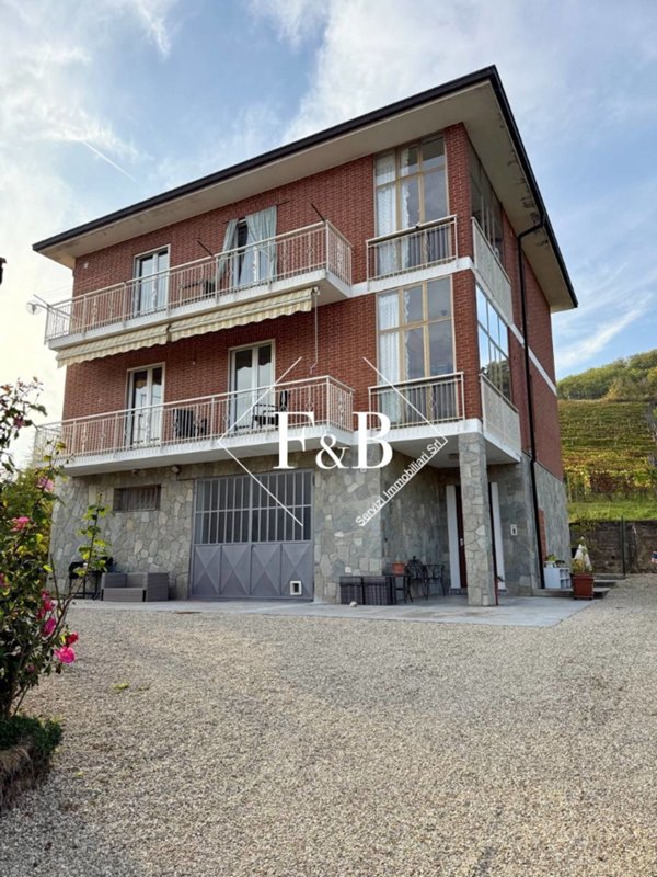casa indipendente in vendita a Montegrosso d'Asti