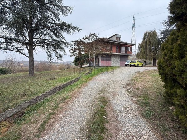 casa indipendente in vendita a Montegrosso d'Asti