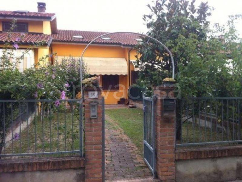 casa indipendente in vendita a Montegrosso d'Asti