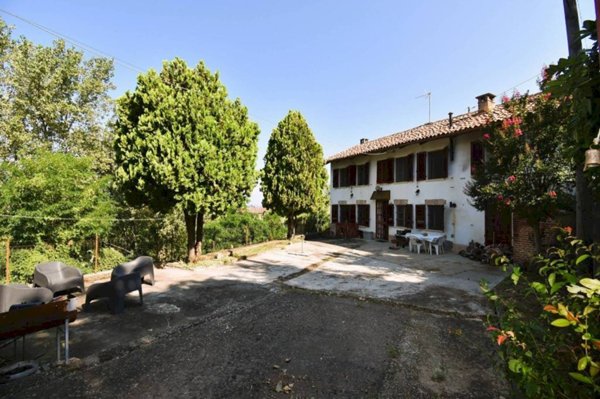 casale in vendita a Montegrosso d'Asti
