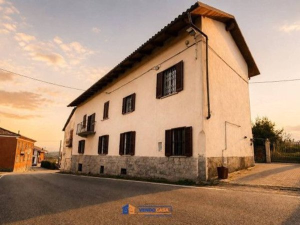 casale in vendita a Montegrosso d'Asti in zona Santo Stefano