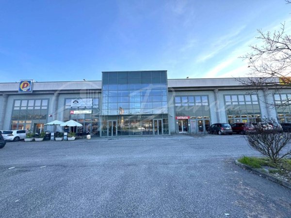 negozio in vendita a Montegrosso d'Asti