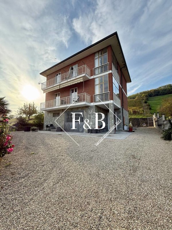 casa indipendente in vendita a Montegrosso d'Asti
