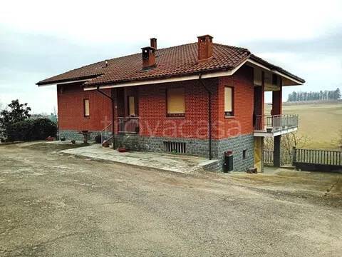 casa indipendente in vendita a Montegrosso d'Asti in zona Gorra