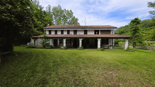 casa indipendente in vendita a Montegrosso d'Asti