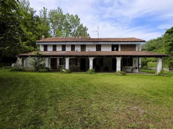 casale in vendita a Montegrosso d'Asti